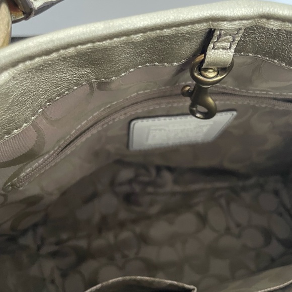 Genuine Coach Straw Handbag - Picture 10 of 10